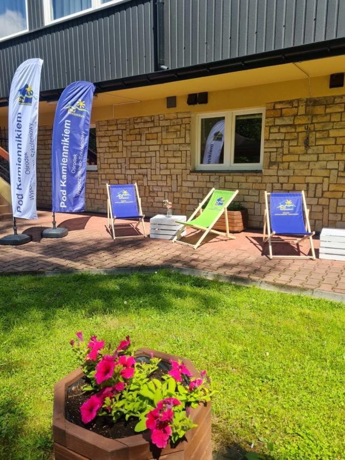 Pod Kamiennikiem Hotel Trzemesnia Exterior photo